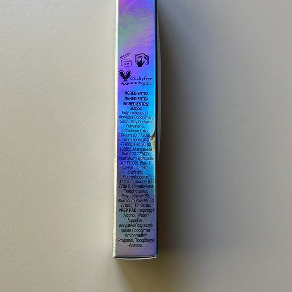 Dashing Diva Gloss Gel Nail Strip Kit in Champagne Pop - Picture 6 of 8